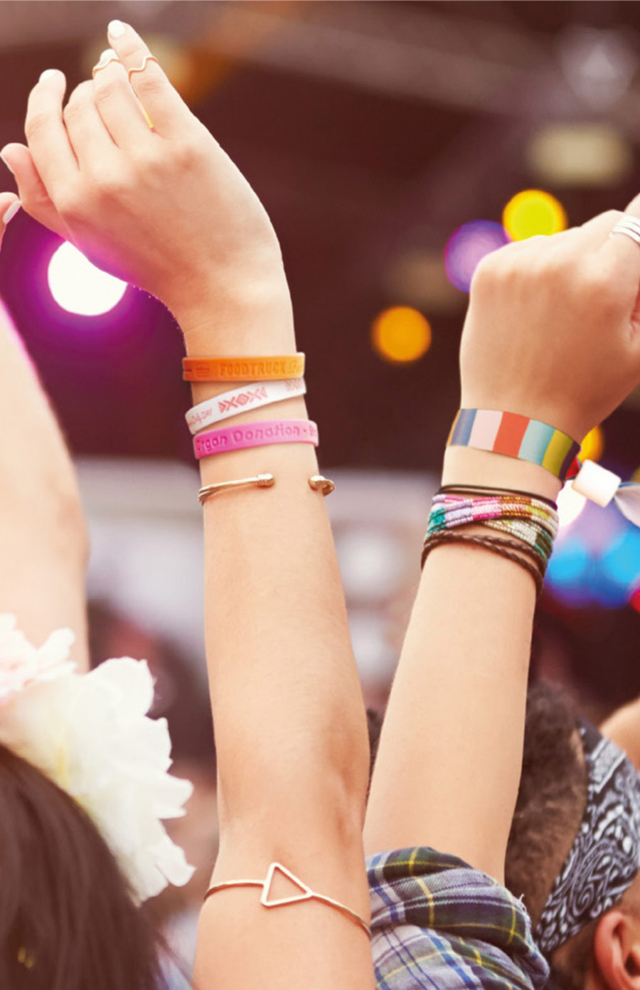 Pulseras y lanyards personalizados con logotipo a todo color - Reclamos Barrachina